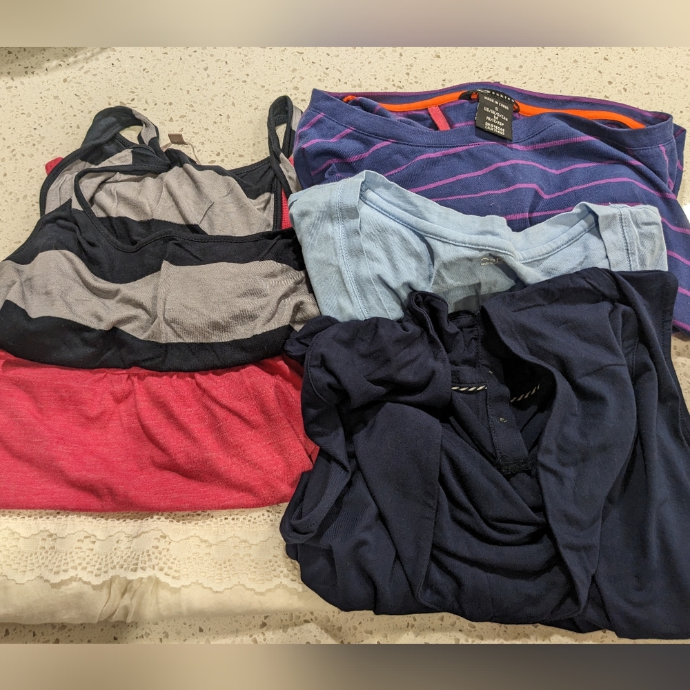 Bundle of 6 Tops, Size Small